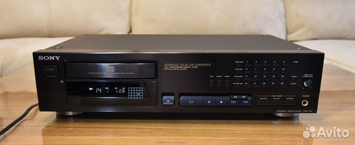 CD-проигрыватель Sony CDP-720