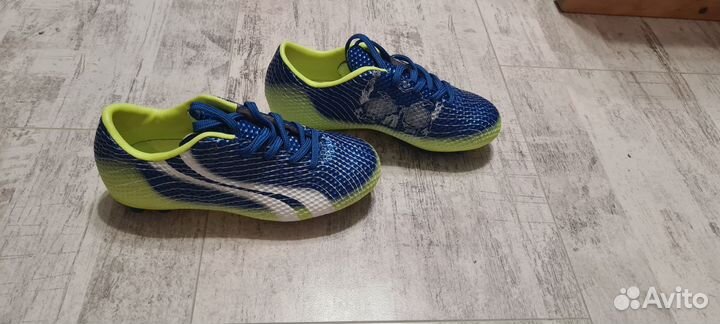 Футбольные бутсы 30 размер новые