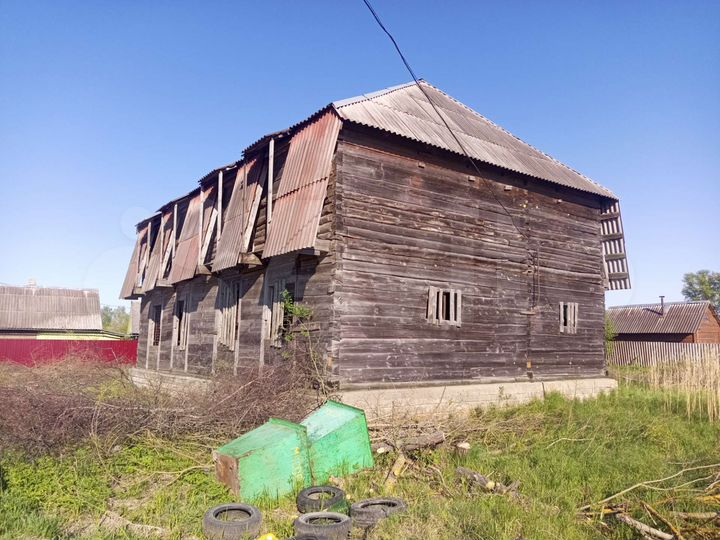 Дом 280 м² на участке 11 сот.