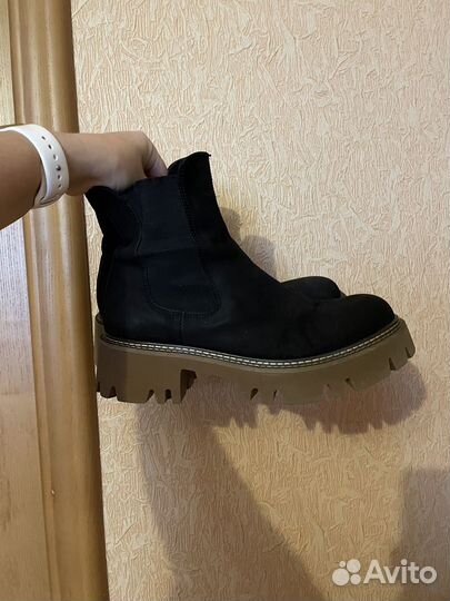 Ботинки демисезонные натуральный нубук 40р