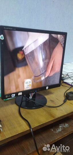 Монитор LG flatron l 1942s