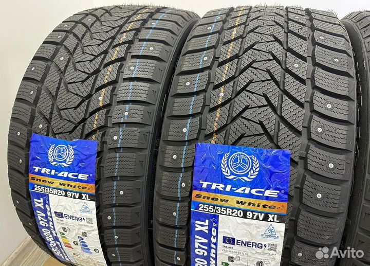 Tri Ace Snow White II 255/35 R20 26J