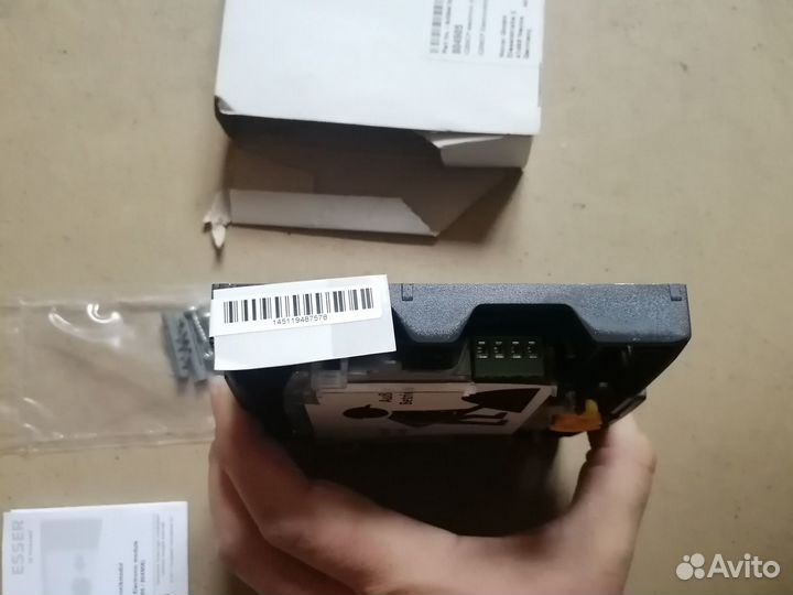 Модуль ручного извещателя Honeywell esser 804905