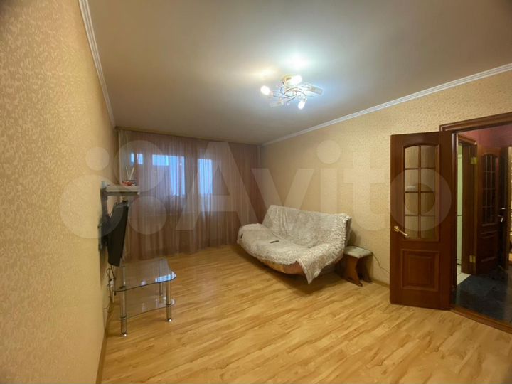 1-к. квартира, 35 м², 6/10 эт.