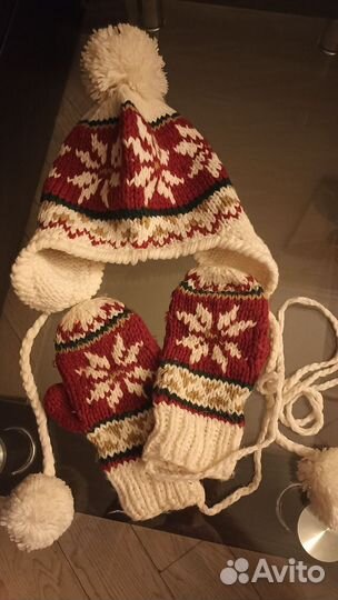 Шапка с варежками