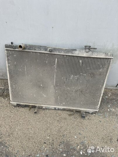 Радиатор на toyota harrier