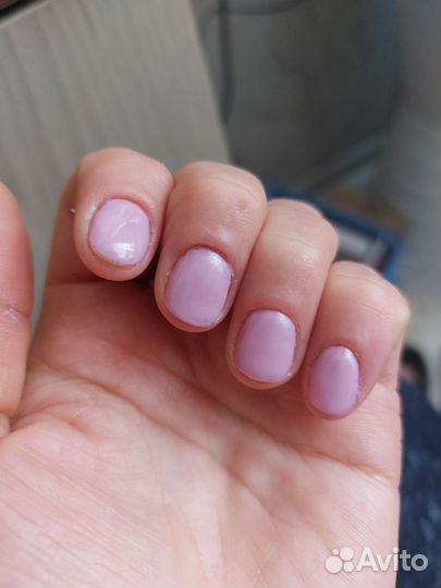 Модель на маникюр