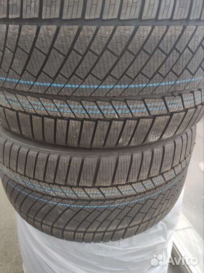 Continental ContiWinterContact TS 830 P 295/30 R21 и 265/35 R21