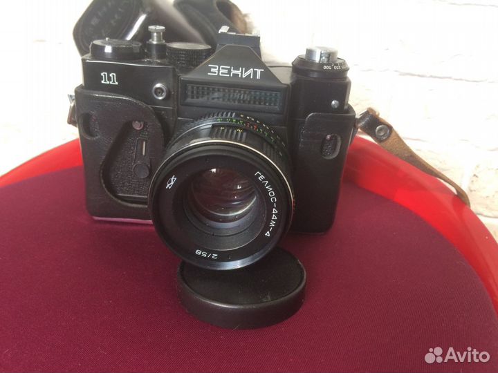 Объектив Юпитер 37А; «Зенит»фотоаппарат