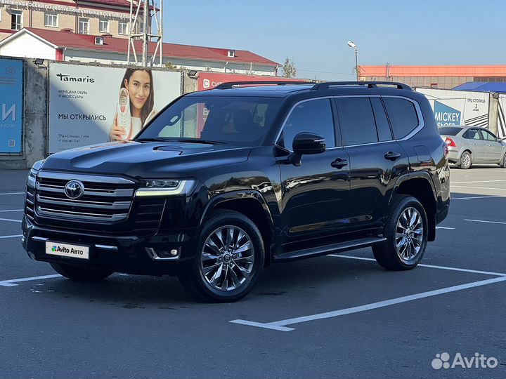 Toyota Land Cruiser 3.3 AT, 2022, 4 500 км