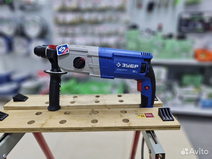 Перфоратор Зубр 32-1100 К
