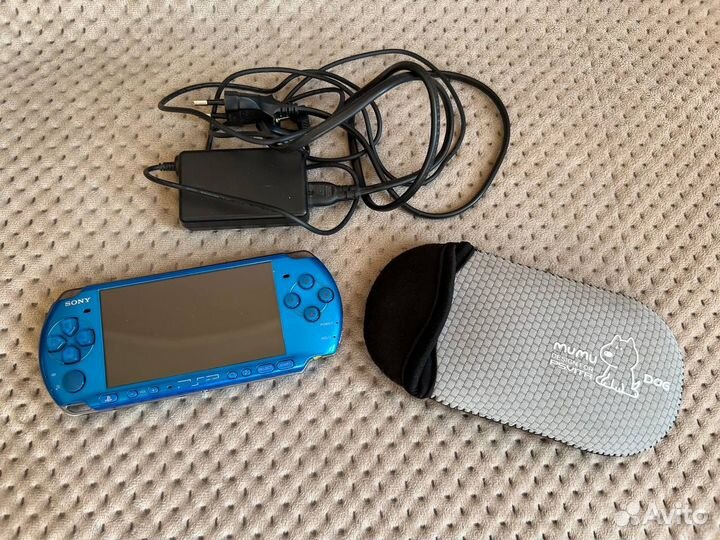 PSP 3008 Синяя 8 GB, прошитая