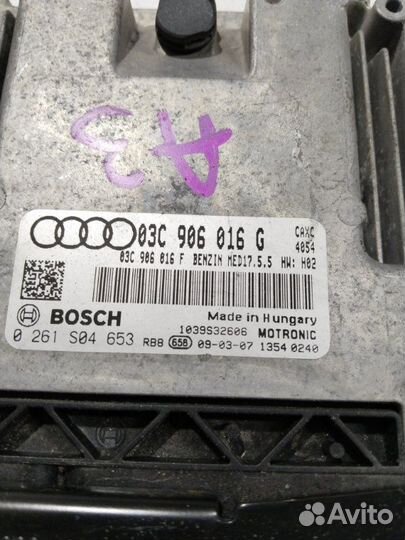 Блок управления двигателем Audi A3 8P caxa 1.4