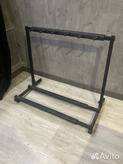 Стойка для гитар