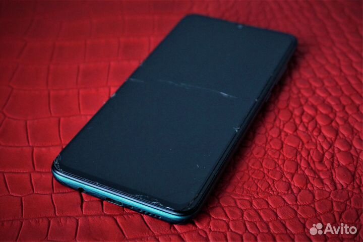 Продам телефон