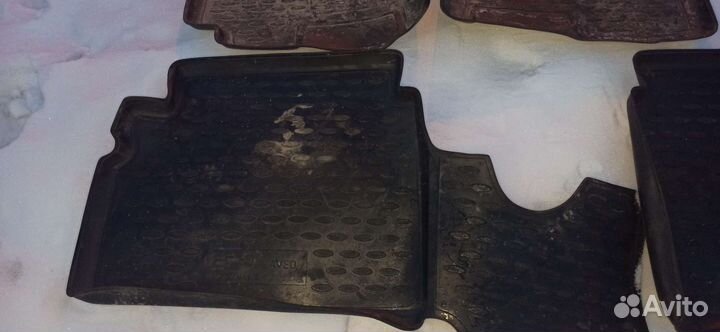 Автомобильные коврики резиновые Шевроле Авео