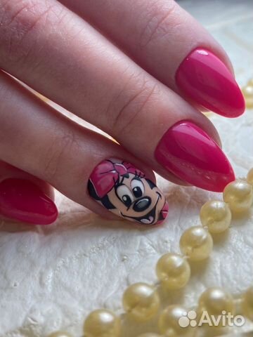 Маникюр, педикюр, наращивание ресниц