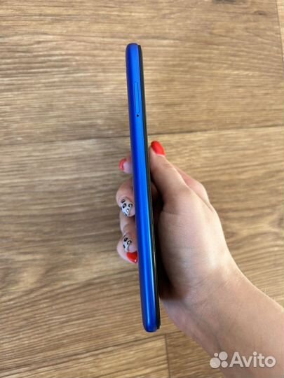 Xiaomi Redmi 8A, 2/32 ГБ