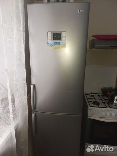 Холодильник на запчасти