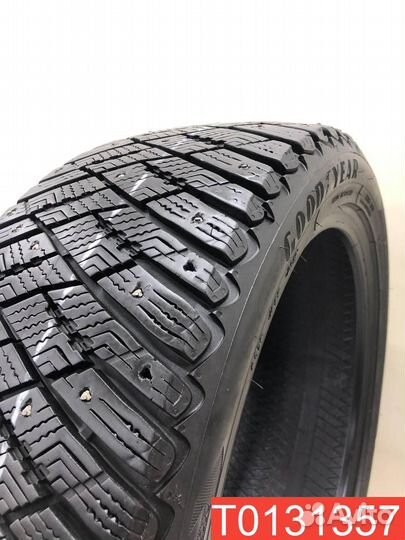 Goodyear Ultragrip Ice Arctic 225/45 R17 94T