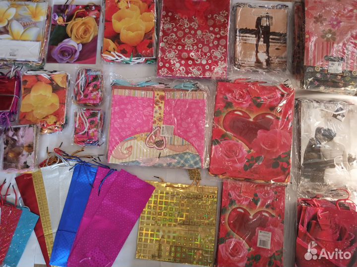 Подарочные пакеты бумажные