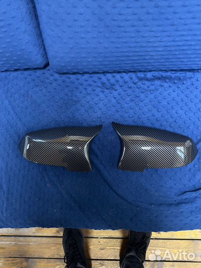 Накладки на зеркала BMW f10 рест карбон/черные**