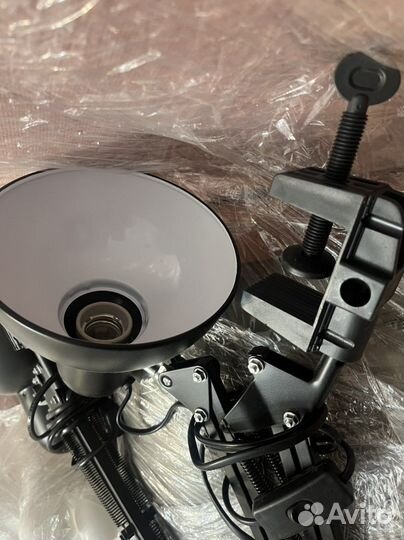 Лампа настольная