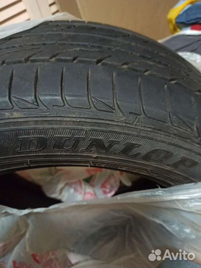 Dunlop SP Sport LM704 215/60 R16