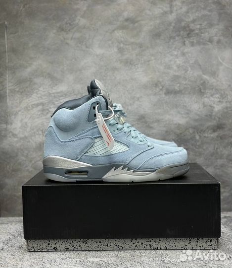 Nike Air Jordan 5 Retro UNC University Blue