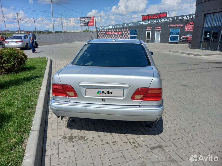 Mercedes-Benz E-класс 2.4 AT, 1998, 300 000 км