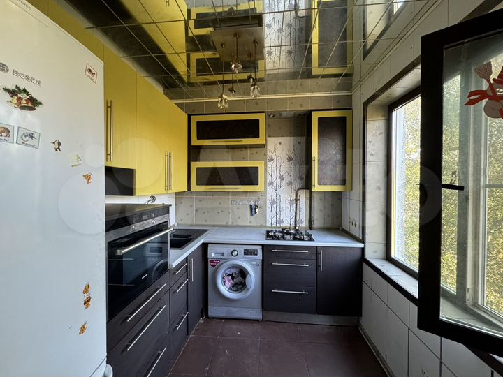 3-к. квартира, 58 м², 6/9 эт.