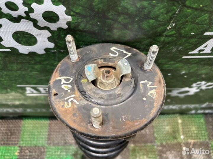 Амортизатор передний левый Lexus Gs Rc 2012-2020