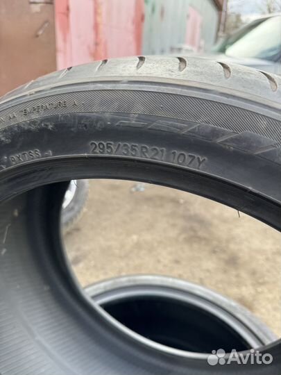 Toyo Proxes T1 Sport SUV 295/35 R21