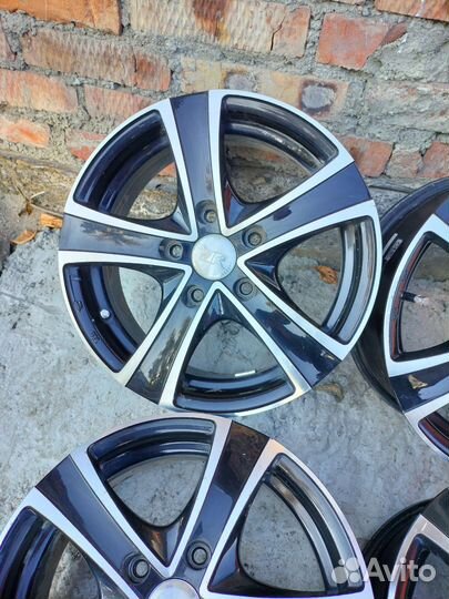 Диски R15 5x114.3