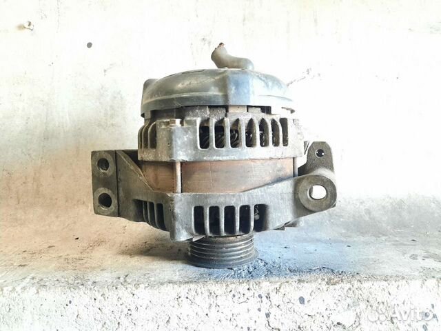 Генератор на cadillac SRX 4.6