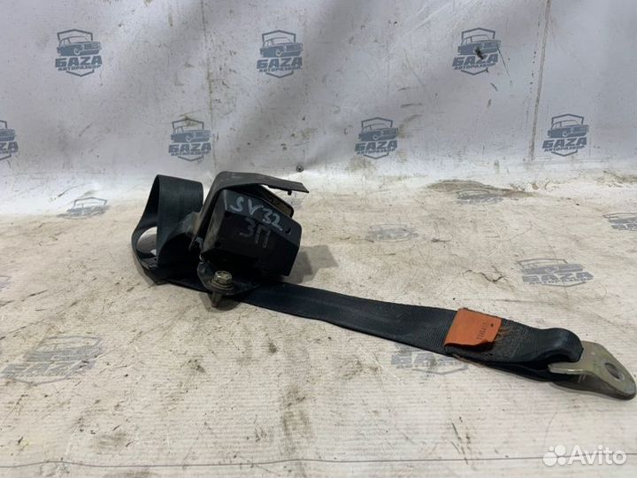 Ремень безопасности задний правый Toyota Vista