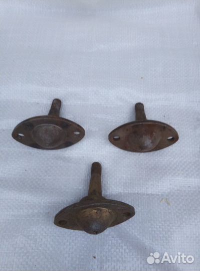 Шаровые рулевых тяг Москвич 2141