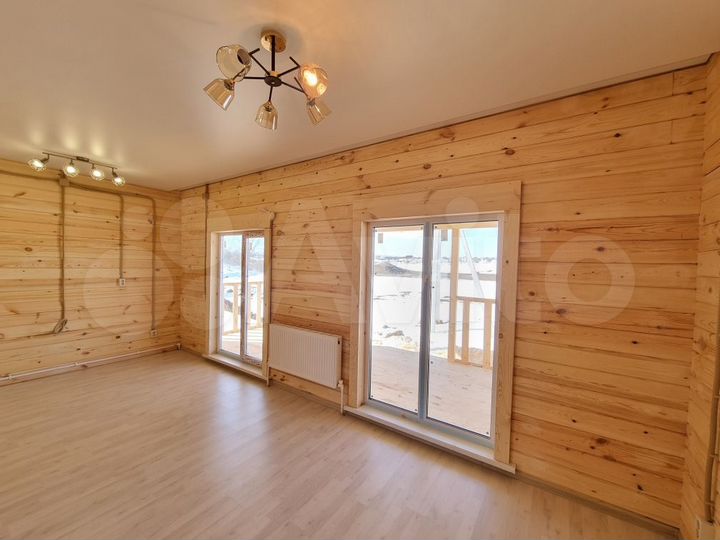 Дом 101 м² на участке 6,5 сот.