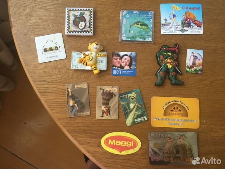 Коллекция магнитиков