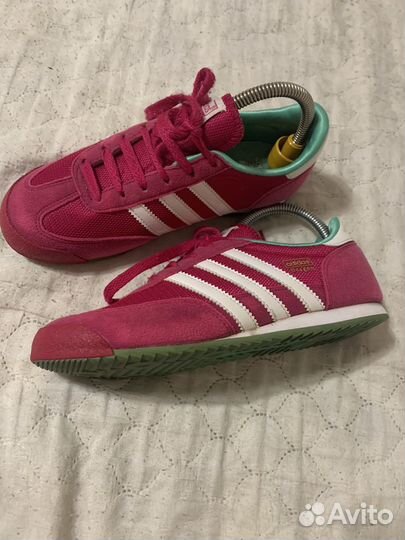 Кроссовки adidas р.35