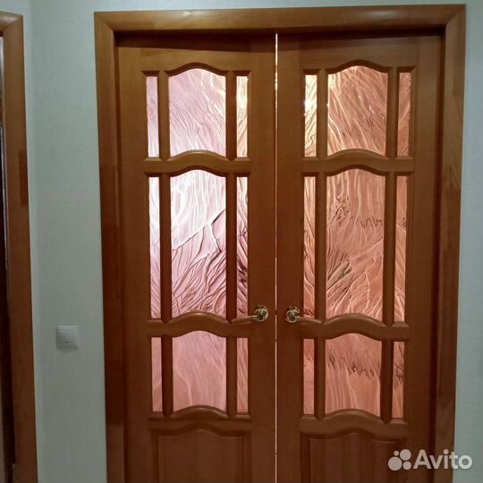 Дверь деревянная