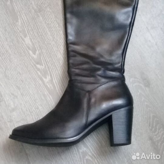 Сапоги жен.Italy.Studio Pollini.р.40