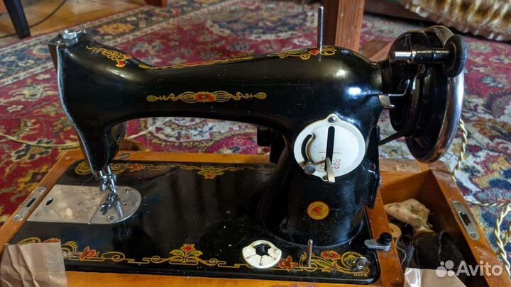 Швейная машинка