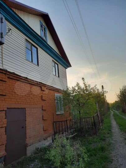 Дом 80 м² на участке 8,4 сот.