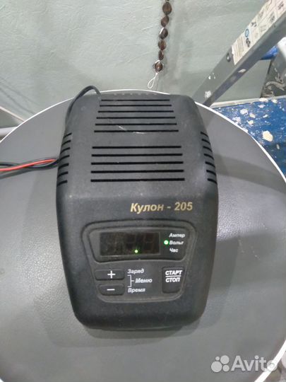 Зарядное устройство Кулон-205