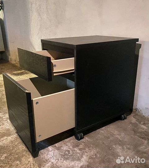 Тумбочка Икея бу