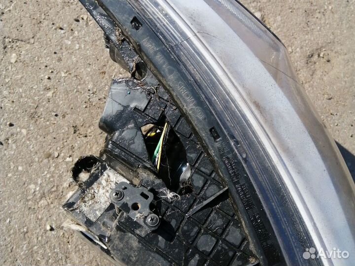 Фара передняя левая Kia Ceed 2 с 2012 год