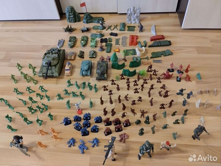 Солдатики и военная техника