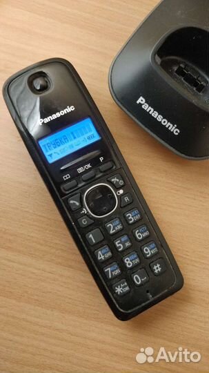 Радиотелефон Panasonic KX-TG1611RUH