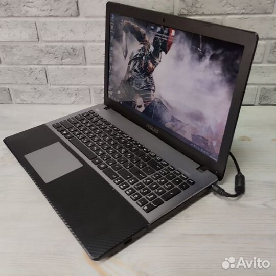 Ноутбук Asus X550DP A10 5750m/HD8600m/8Гб/ SSD+HDD